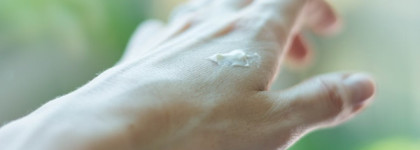 Смягчающий и очищающий пенящийся крем Clarins Gentle Foaming Cleanser with Shea Butter