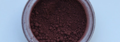 Модные этой осенью красно-бордовые оттенки с пигментами Tammy Tanuka