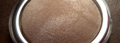 Сиять с хайлайтером Catrice High glow mineral highlighting powder 010