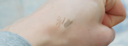 Лайнер - маркер для бровей Catrice Longlasting Browdefiner