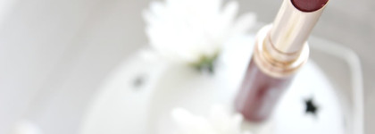 Лучшее средство для губ в моей косметичке - бальзам-стик Clarins Eclat Minute