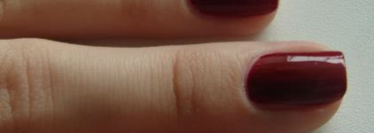 Спелая вишня на моих ногтях или Rimmel 320 Rapid Ruby