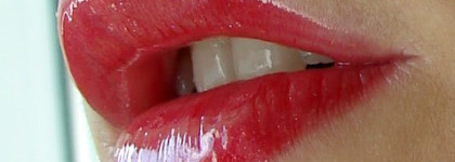 Красный прекрасный Dior Addict Ultra Gloss №856