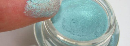 Суперстойкие летние тени Shiseido The Makeup оттенок H10 Безмятежная лагуна