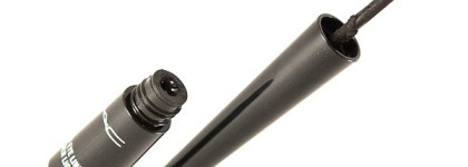 MAC приятно удивил, жидкая подводка Liquid eye liner, оттенок Boot Black