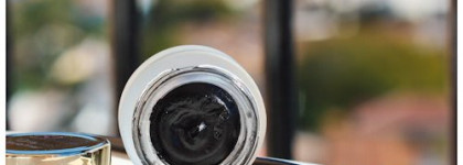 Итальянская бюджетная подводка Kiko Oriental Eyeliner, оттенок 01 black