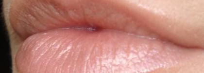 Мой первый и очень удачный опыт в использовании помады. Dior  Addict оттенок 319 Beige Dandy