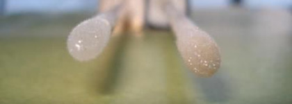 Сравнение двух блесков: Chanel Levres Scintillantes #98 Galactic и Estee Lauder Pure Colour #43 Opulent Opal