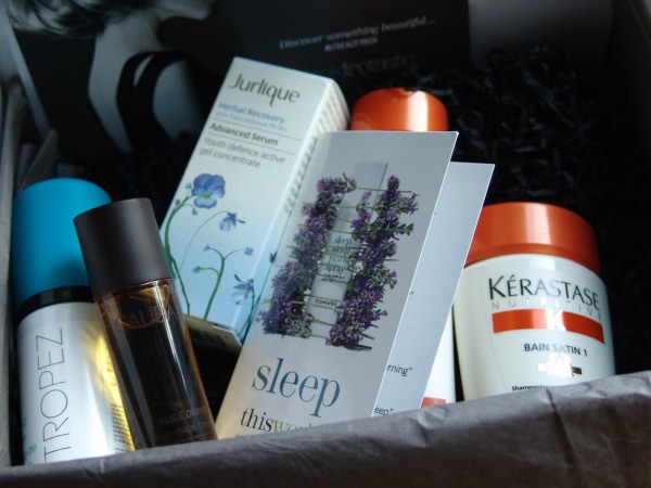 Эксклюзивный обзор на первую коробочку Lookfantastic Beauty Box