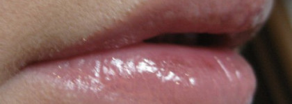 Levres Scintillantes 257 Bikini Peach от Chanel