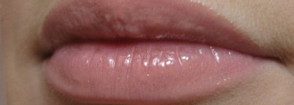 Levres Scintillantes 257 Bikini Peach от Chanel