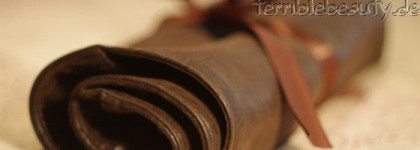 Натюрморт "Стул и кисти"