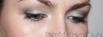 Джин из бутылки в тенях Chanel Quadra Eye Shadow 16 Murano