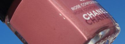 На прием к королеве или мои розовые лаки