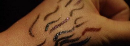 Подводки для глаз