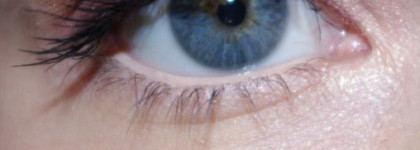 Кайял Chanel Le Crayon Khol 69 Clair. Подход к красным пигментам в тенях