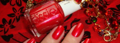 Ягуар - в будуар!  Essie    -  58  Jag - u - are