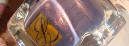 Вулканические темные: Estee Lauder Pure Color Nail Lacquer # C5 Molten Lava & Jessica # 531 Grecian touch