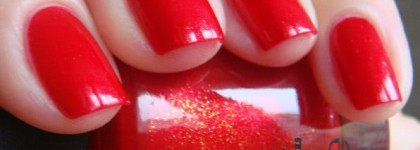 Парочка из рождественской коллекции OPI - OPI Skyfall Collection for Holiday 2012