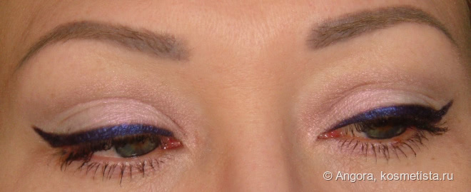 Хайлайтер Hi-Lite Opals от Lime Crime, который я использую в качестве теней