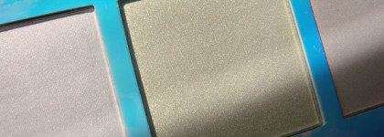 Хайлайтер Hi-Lite Opals от Lime Crime, который я использую в качестве теней