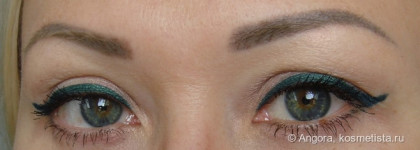 Bourjois contour clubbing Waterproof карандаш контурный водостойкий для глаз в оттенке 50 loving green