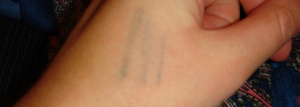 Bourjois contour clubbing Waterproof карандаш контурный водостойкий для глаз в оттенке 50 loving green