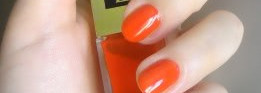 Апельсины в огне: YSL La Laque Long Lasting Nail Lacquer #9 - Orange Flamboyant/ Flaming Orange