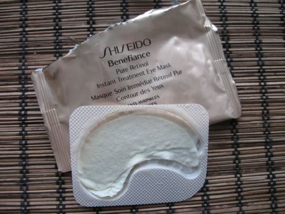 Shiseido Benefiance Pure Retinol Instant Treatment Eye Treatment Mask – Маска моментального действия для контура глаз на основе чистого ретинола