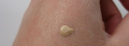 Луч весеннего солнца: Lancome Teint Miracle SPF 15 Sunscreen – Тональная основа, придающая сияние коже, оттенок 02