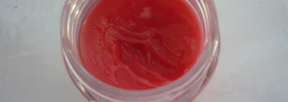 Волшебные баночки с бальзамами для губ