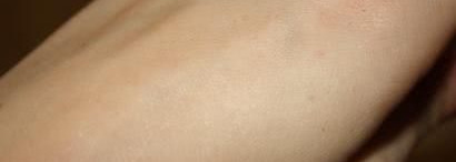 La Roche-Posay Effaclar Duo Corrective And Unclogging Anti-imperfection Care и Decleor Aroma Purete Fluide Matifiant Peau De Peche Matt Finish Skin Fluid - мои помощники в борьбе за красивую кожу