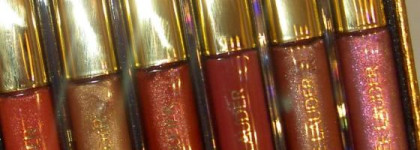 Праздничный наряд для губ Pure Color Gloss от Estée Lauder
