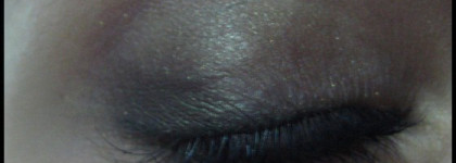 Тени Chanel Ombre Essentielle № 88 Vert Khaki