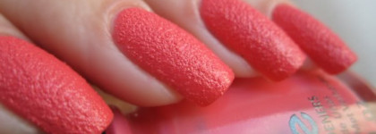 Горький арбуз - China Glaze 81282/ Itty, bitty& gritty