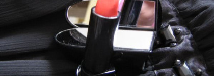 Orange Euphorique - Rouge G de Guerlain Serie Noire Jewel Lipstick compact. Весна 2011