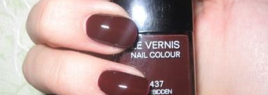 Ностальгия по осени 2009 или лаки из осенних коллекций Noirs Obscurs de Chanel  № 437 Forbidden и Jazzclub Dior № 981 Black Plum