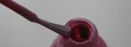 Сладкая парочка Orly nail lacquer № 40724-  Pure Petunia  и Orly nail lacquer № 40008 Lift the veil или Orly в сибирской глуши