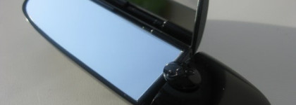 Dior Garden Party Make-Up Spring 2012: Dior Healthy Glow Awakening Blush #001 Petal, Dior vernis #504Waterlily. Noir G De Guerlain