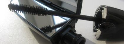 Dior Garden Party Make-Up Spring 2012: Dior Healthy Glow Awakening Blush #001 Petal, Dior vernis #504Waterlily. Noir G De Guerlain