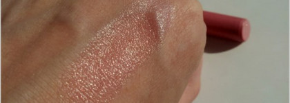 Лёд и пламень: Dior Addict Lipstick #253 Basic, Rimmel Lasting Finish Lipstick by Kate Moss #01