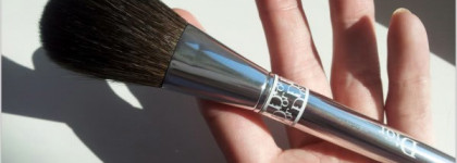 Кисти Dior, Shiseido, Clarins