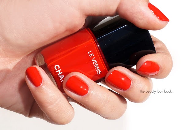 Обновлённая линейка лаков Chanel Le Vernis Longwear Nail Colour