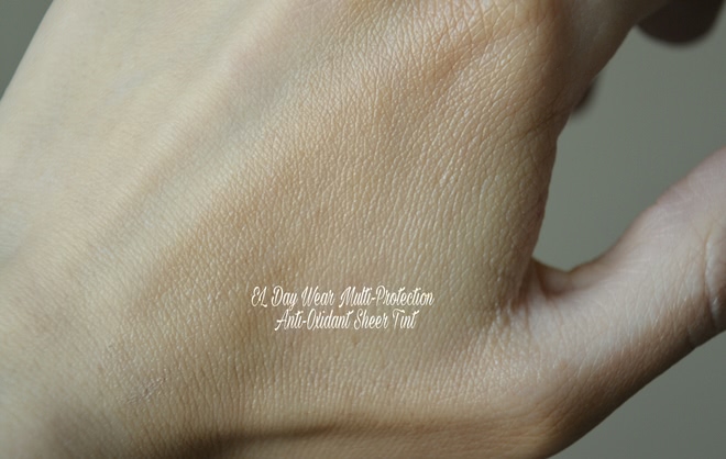 Дневной крем с тонирующим эффектом Estee Lauder DayWear Multi-Protection Antioxidant Sheer Tint Release Moisturizer SPF15