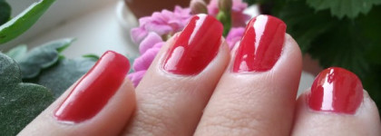 "Алые паруса" с лаком Люминель от Ив Роше (№31)