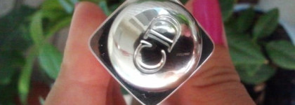 Красавчик Dior Addict lip balm оттенок 002