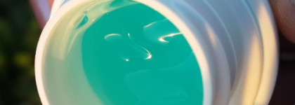 Неоднозначный гель Oriflame naturale skincare soothing eye contour gel chamomile