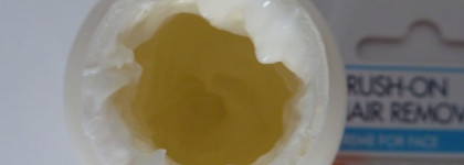 Крем для удаления волос на лице с кисточкой-аппликатором Brush -on hair remover creme for face от Sally Hansen