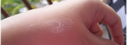 MAC Prep + Prime Transparent Finishing Powder Pressed – прозрачная компактная пудра