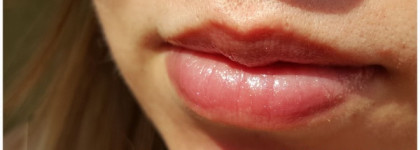 Avon Luxe shine brilliance lipstick # sequins pink/блестящий розовый